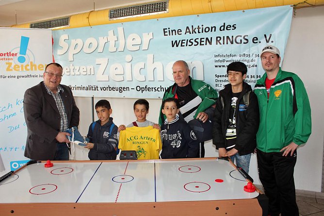 Sport- und Spielger&auml;te vom Wei&szlig;en Ring (Foto: Karl-Heinz Herrmann)
