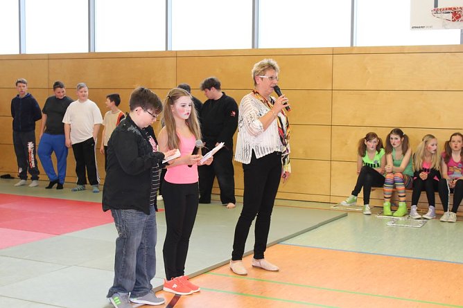 Ein gro&szlig;artiges Schulfest (Foto: Karl-Heinz Herrmann)