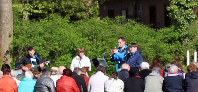 Mit Gottesdiensten Himmelfahrtstag eingeleitet (Foto: Karl-Heinz Herrmann) Mit Gottesdiensten Himmelfahrtstag eingeleitet (Foto: Karl-Heinz Herrmann)