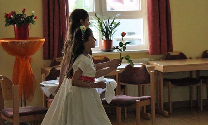 Muttertag gefeiert (Foto: Karl-Heinz Herrmann) Muttertag gefeiert (Foto: Karl-Heinz Herrmann)