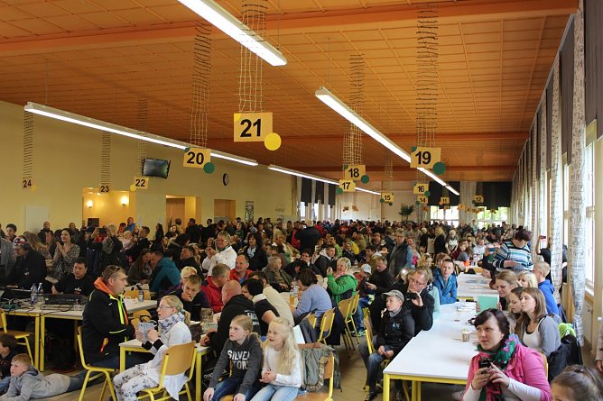 Großes Pfingstfest im Ferienpark Feuerkuppe (Foto: Karl-Heinz Herrmann) Großes Pfingstfest im Ferienpark Feuerkuppe (Foto: Karl-Heinz Herrmann)