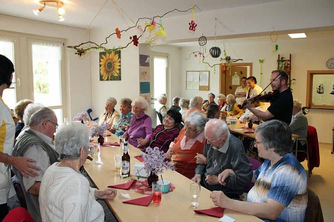 Endlich neue Heimat bekommen? (Foto: Karl-Heinz Herrmann) Endlich neue Heimat bekommen? (Foto: Karl-Heinz Herrmann)