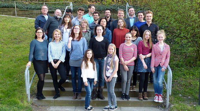 Mitglieder des Anatevka-Ensembles stellen sich vor (Foto: Birgit Susemihl) Mitglieder des Anatevka-Ensembles stellen sich vor (Foto: Birgit Susemihl)