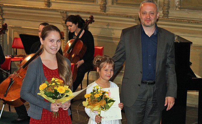 Preisträger aus dem Kyffhäuserkreis (Foto: Karl-Heinz Herrmann) Preisträger aus dem Kyffhäuserkreis (Foto: Karl-Heinz Herrmann)