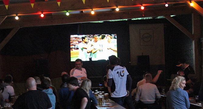 Bebra jubelt (Foto: Karl-Heinz Herrmann)