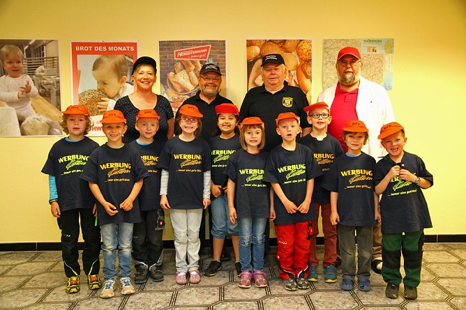 Backen (Foto: Günter Herting) Backen (Foto: Günter Herting)