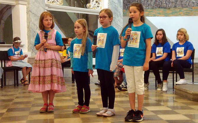 Bartimäus - Projekt erfolgreich absolviert! (Foto: Goebel – Bark / Zimmer) Bartimäus - Projekt erfolgreich absolviert! (Foto: Goebel – Bark / Zimmer)