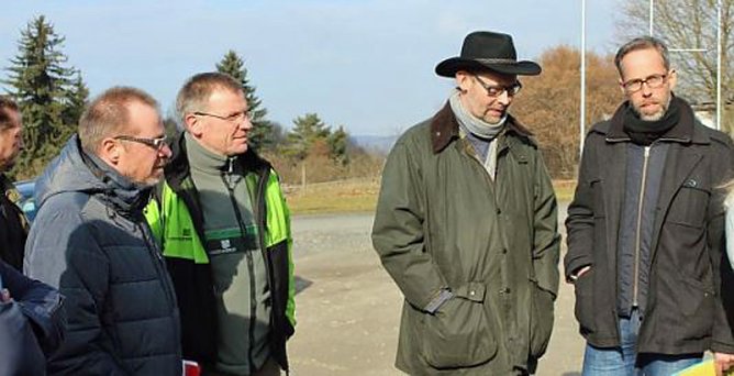 Es geht um die Nutzung des Waldes (Foto: Karl-Heinz Herrmann) Es geht um die Nutzung des Waldes (Foto: Karl-Heinz Herrmann)