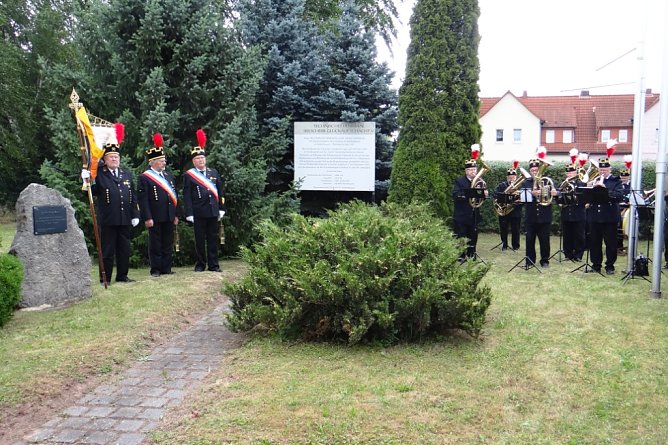 Bergmannsfamiliefest verregnet (Foto: Fotoclub Bergmannsverein) Bergmannsfamiliefest verregnet (Foto: Fotoclub Bergmannsverein)