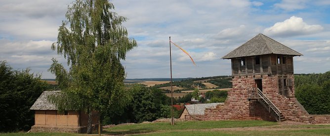 Geschichte erleben auf der Pfalz Tilleda (Foto: Angelo Glashagel)