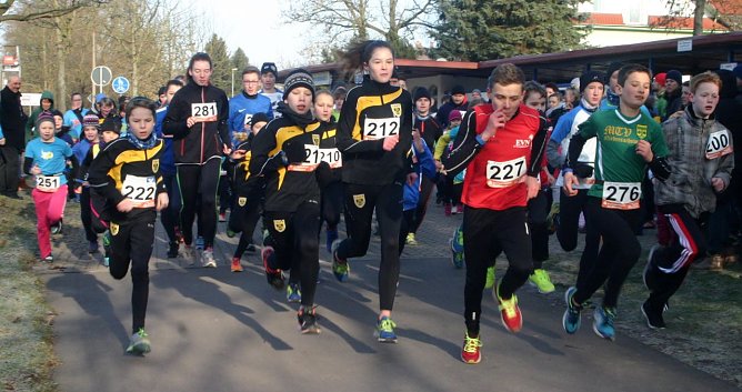 7. Nordthüringer Volksbank-Laufcup – Eine Zwischenbilanz (Foto: Uwe Tittel) 7. Nordthüringer Volksbank-Laufcup – Eine Zwischenbilanz (Foto: Uwe Tittel)