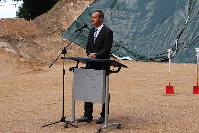 Spatenstich für Geo-Informationszentrum (Foto: Karl-Heinz Herrmann) Spatenstich für Geo-Informationszentrum (Foto: Karl-Heinz Herrmann)