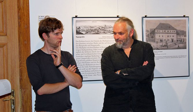 Rathaus vor der Sanierung (Foto: Karl-Heinz Herrmann) Rathaus vor der Sanierung (Foto: Karl-Heinz Herrmann)