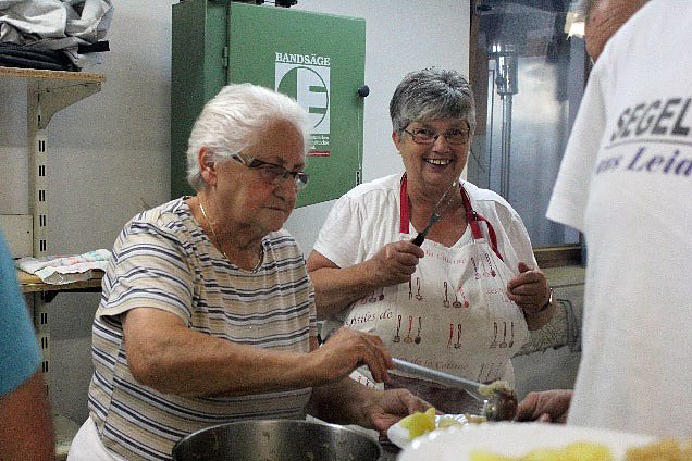 Abschlussfete zur 25. Thüringen Meisterschaft im Streckensegelflug (Foto: Marion Haas) Abschlussfete zur 25. Thüringen Meisterschaft im Streckensegelflug (Foto: Marion Haas)