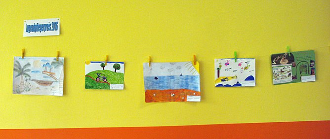 &Uuml;bergabe des Jugendpflegerpreises 2016 (Foto: Freizeizentrum Artern)