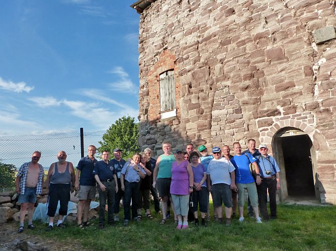 Funkertreffen in Ichstedt (Foto: Wolfgang Pusch LTVI e.V. ) Funkertreffen in Ichstedt (Foto: Wolfgang Pusch LTVI e.V. )