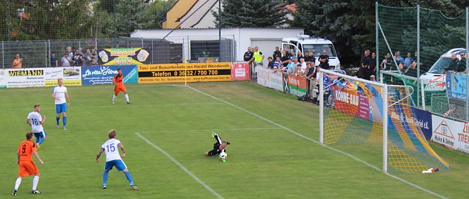 Jena blamiert sich (Foto: Karl-Heinz Herrmann)