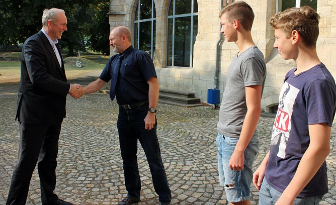 EU-Politiker im Gymnasium (Foto: Karl-Heinz Herrmann)