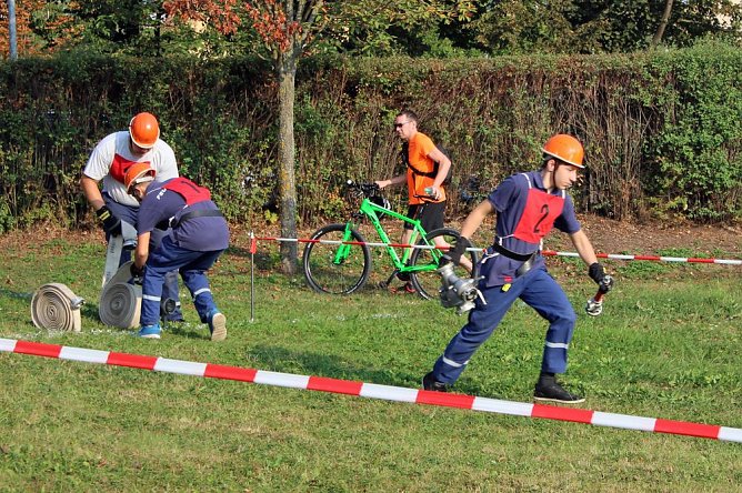 24. Kreisausscheid der Jugendfeuerwehren in Sondershausen (Foto: Karl-Heinz Herrmann) 24. Kreisausscheid der Jugendfeuerwehren in Sondershausen (Foto: Karl-Heinz Herrmann)
