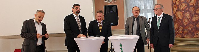 Städtische Wohnungsgesellschaft wurde 25 Jahre (Foto: Karl-Heinz Herrmann) Städtische Wohnungsgesellschaft wurde 25 Jahre (Foto: Karl-Heinz Herrmann)