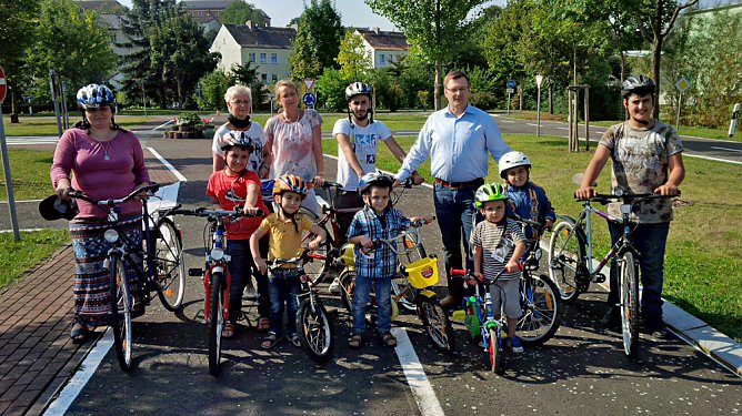 Gelungene Spendenaktion (Foto: Daniel Pößel) Gelungene Spendenaktion (Foto: Daniel Pößel)