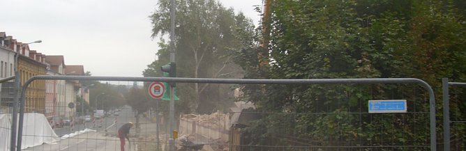 Letzte Mauern des alten Finanzamtes sind gefallen (Foto: Thomas Leipold) Letzte Mauern des alten Finanzamtes sind gefallen (Foto: Thomas Leipold)