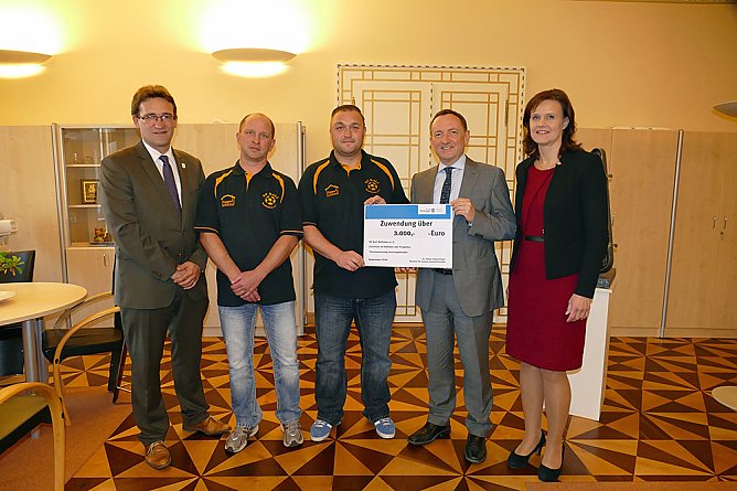 Geld f&uuml;rs Dach (Foto: Landratsamt Kyffh&auml;userkreis)