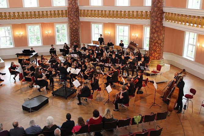 Mitrei&szlig;endes Konzert zum Nationalfeiertag (Foto: Karl-Heinz Herrmann)