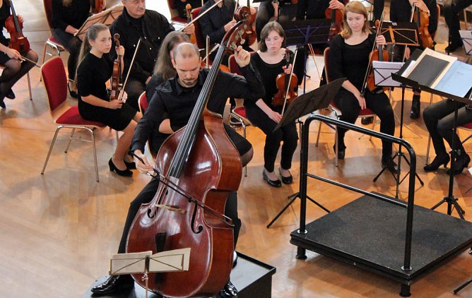 Mitrei&szlig;endes Konzert zum Nationalfeiertag (Foto: Karl-Heinz Herrmann)