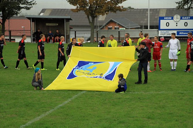 Fair Play? Hand drauf! (Foto: B. Wollweber) Fair Play? Hand drauf! (Foto: B. Wollweber)