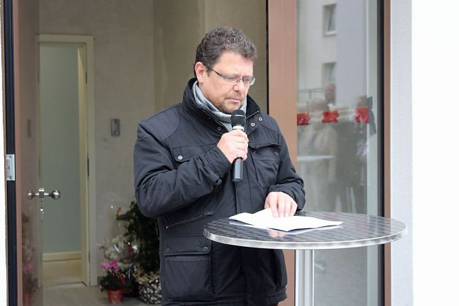 Wohn- und Geschäftshaus vorgestellt (Foto: Karl-Heinz Herrmann) Wohn- und Geschäftshaus vorgestellt (Foto: Karl-Heinz Herrmann)