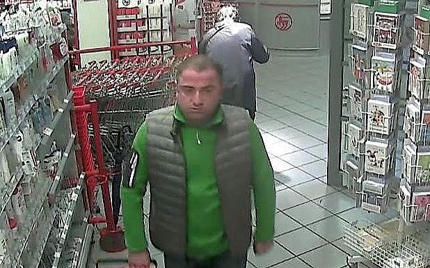 Wer kennt diesen Mann? (Foto: Polizei)