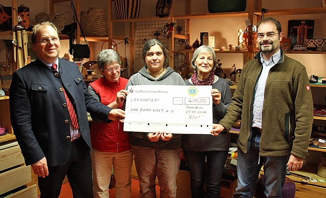 Unterst&uuml;tzung erhalten (Foto: Karl-Heinz Herrmann)