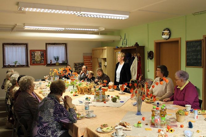 Im Verband diskutiert (Foto: Karl-Heinz Herrmann) Im Verband diskutiert (Foto: Karl-Heinz Herrmann)