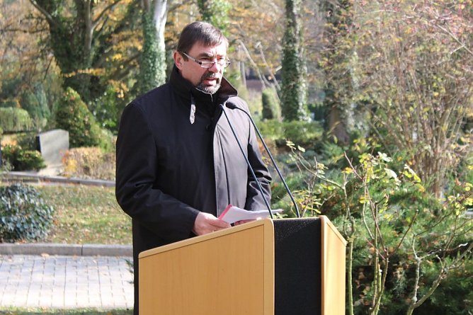 Der Opfer gedacht (Foto: Karl-Heinz Herrmann)