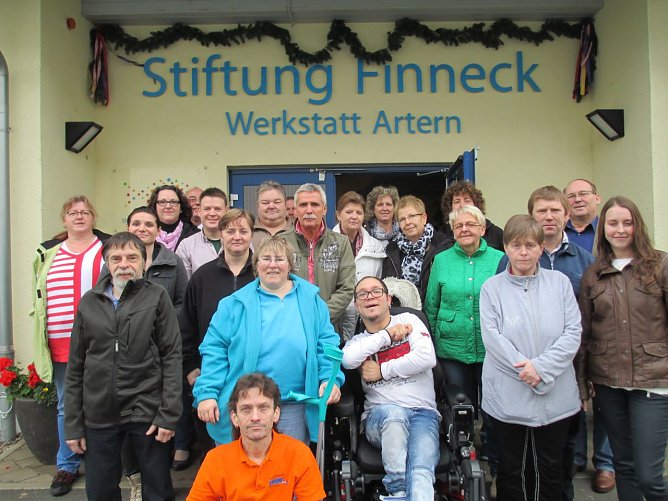 Juniorenvertreter der Bezirksverbandes Nordth&uuml;ringen trafen sich mit Besch&auml;ftigten der Finneck Werkstatt (Foto: Ina R&ouml;mer)