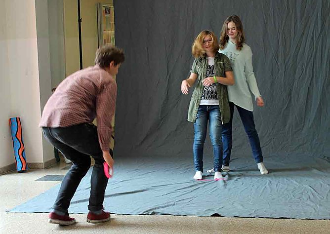 Schulprojekt in der Östertalschule (Foto: Karl-Heinz Herrmann) Schulprojekt in der Östertalschule (Foto: Karl-Heinz Herrmann)