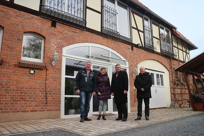 v.l.: G&uuml;nther Kirchner, Andrea Springer, Karsten Frob&ouml;se und Klaus-Dieter Worm (Foto: Angelo Glashagel)