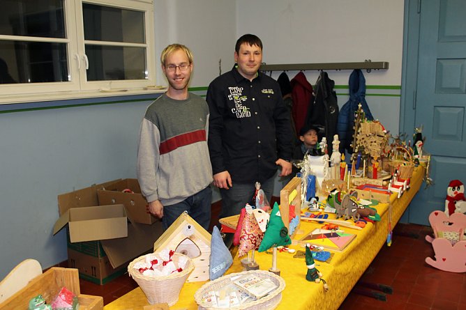 Begeisternde Weihnachtsfeier in der Schule (Foto: Karl-Heinz Herrmann)