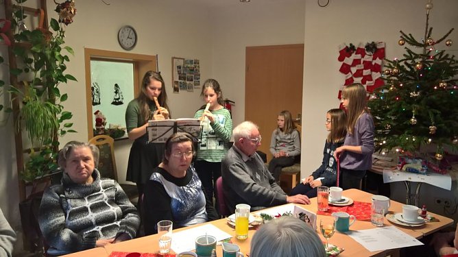Senioren der Volkssolidarit&auml;t feierten (Foto: VS Borntal)