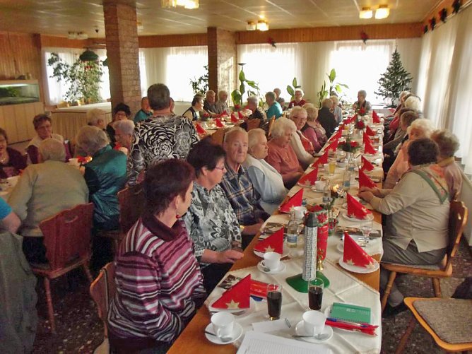  WB 4 Weihnachtsfeier mit Singv&ouml;geln (Foto: Thomas Leipold)