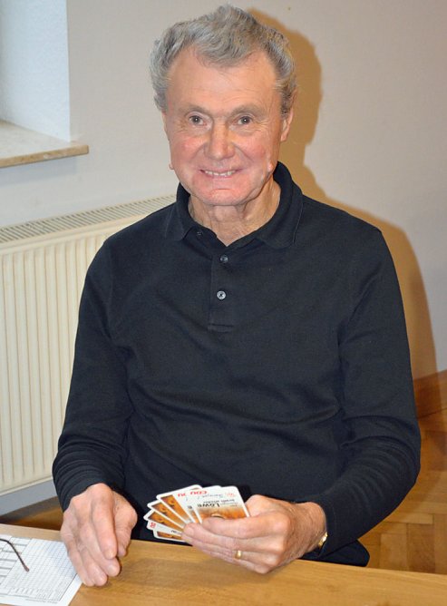 Skatturnier des SV 58 Esperstedt (Foto: Jürgen Schweser) Skatturnier des SV 58 Esperstedt (Foto: Jürgen Schweser)