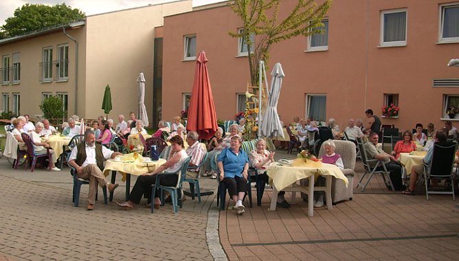 Sommerfest der Senioren (Foto: Dominique Schenk / Karl-Heinz Herrmann)