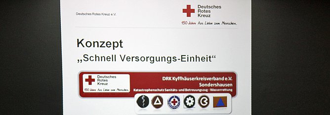 Mobile Schnell-Versorgungseinheit vorgestellt (Foto: Karl-Heinz Herrmann)