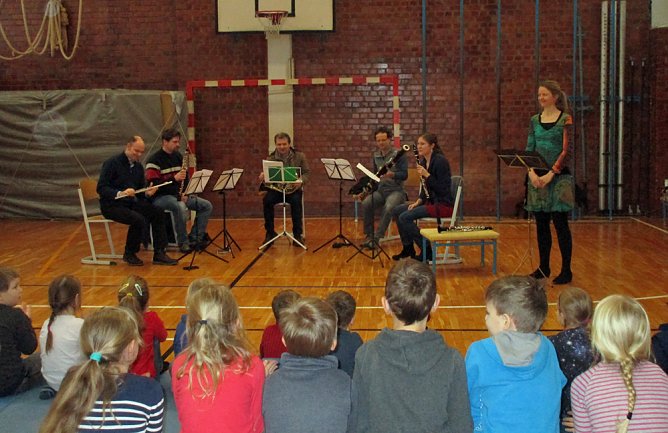 Auf dem Weg zur Musikalischen Grundschule (Foto: Privat)