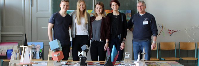 Das Scholl-Gymnasium am Samstag (Foto: Karl-Heinz Herrmann) Das Scholl-Gymnasium am Samstag (Foto: Karl-Heinz Herrmann)