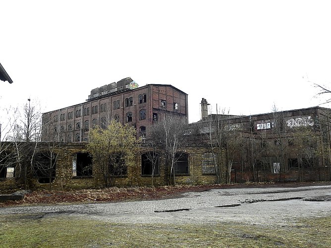 Peter Blei in der Brikettfabrik (Foto: Peter Blei)
