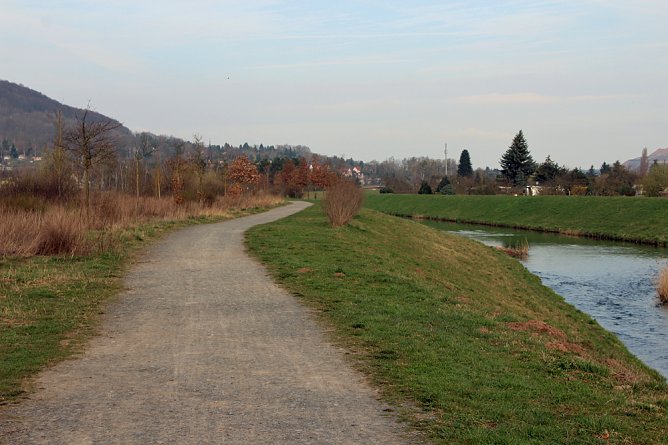 Zwei, drei B&auml;nke mehr w&auml;ren sch&ouml;n (Foto: Karl-Heinz Herrmann)