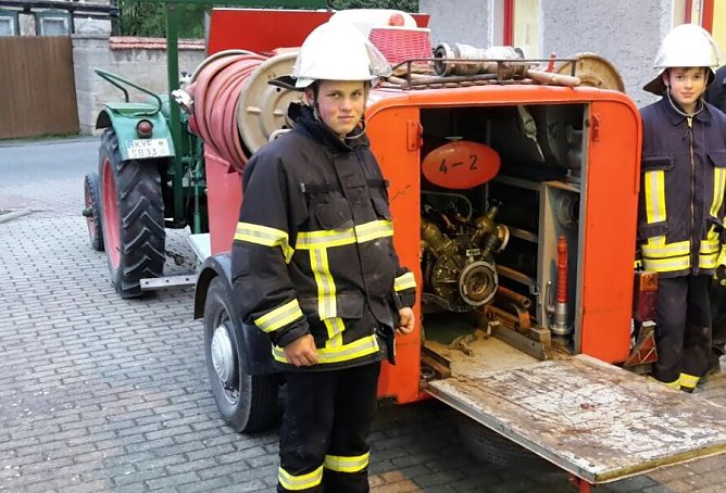 Hier kann der Nachwuchs an einer 35 Jahre alten Pumpe &uuml;ben. (Foto: privat)