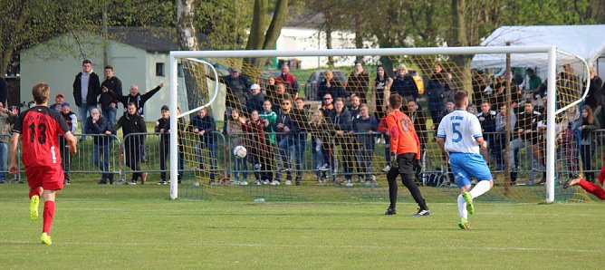 Sicheren Vorsprung fast "versemmelt" (Foto: Karl-Heinz Herrmann)